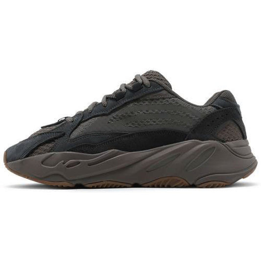 Yeezy Boost 700 V2 Mauve